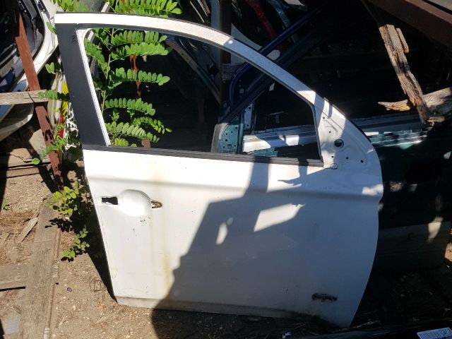 bontott MITSUBISHI OUTLANDER Jobb első Ajtó (Üres lemez)