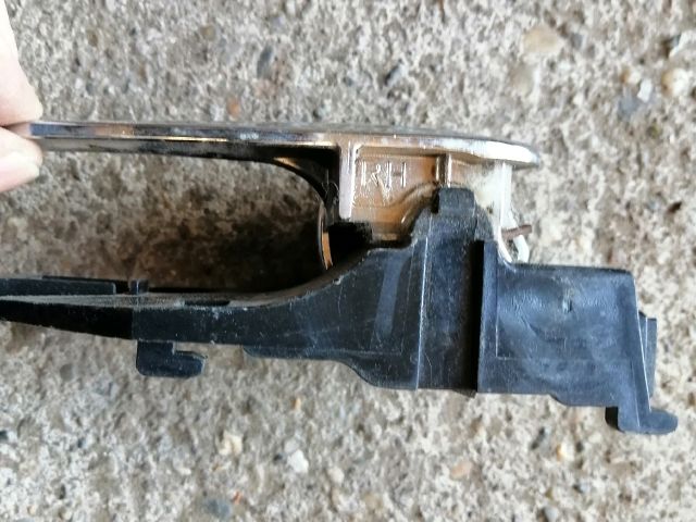 bontott MITSUBISHI OUTLANDER Jobb első Belső Kilincs