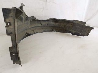 bontott MITSUBISHI OUTLANDER Jobb első Dobbetét (Kerékjárati, Műanyag)