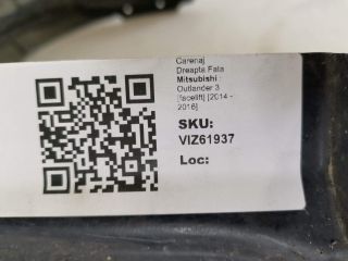 bontott MITSUBISHI OUTLANDER Jobb első Dobbetét (Kerékjárati, Műanyag)