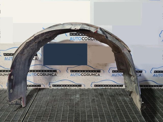 bontott MITSUBISHI OUTLANDER Jobb első Dobbetét (Kerékjárati, Műanyag)