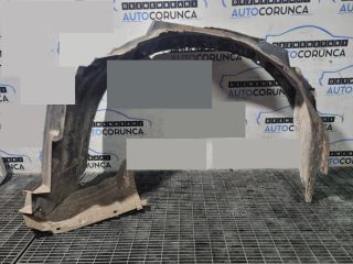 bontott MITSUBISHI OUTLANDER Jobb első Dobbetét (Kerékjárati, Műanyag)