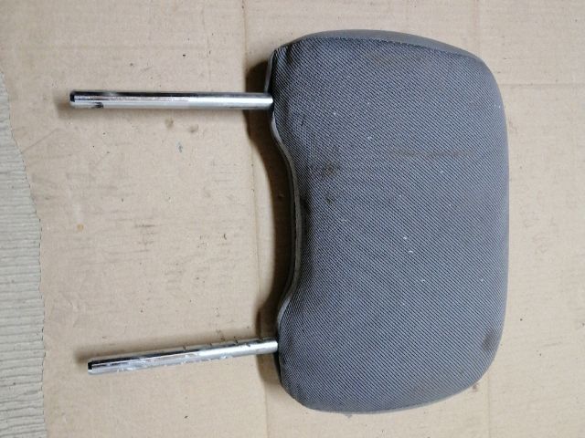 bontott MITSUBISHI OUTLANDER Jobb első Fejtámla