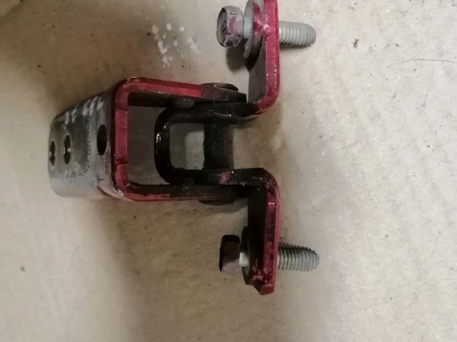 bontott MITSUBISHI OUTLANDER Jobb első Felső Zsanér