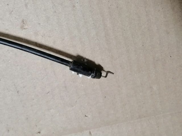 bontott MITSUBISHI OUTLANDER Jobb első Kilincs Bowden