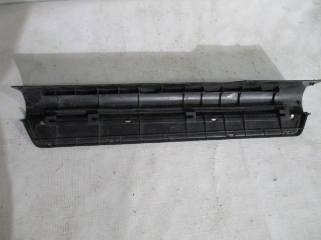 bontott MITSUBISHI OUTLANDER Jobb első Küszöb Díszléc