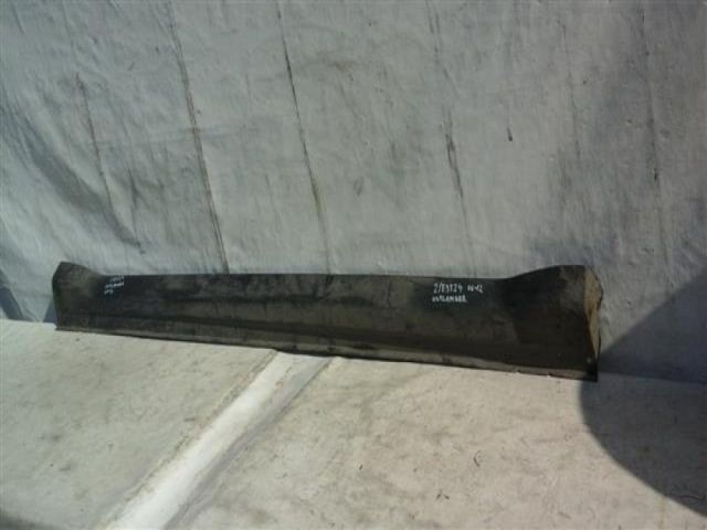 bontott MITSUBISHI OUTLANDER Jobb első Küszöb Díszléc