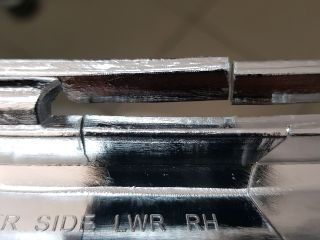 bontott MITSUBISHI OUTLANDER Jobb első Lökhárító Díszléc