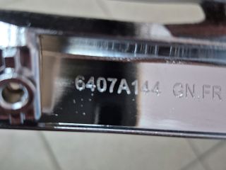 bontott MITSUBISHI OUTLANDER Jobb első Lökhárító Díszléc