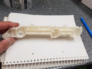 bontott MITSUBISHI OUTLANDER Jobb első Lökhárító Tartó (Műanyag)