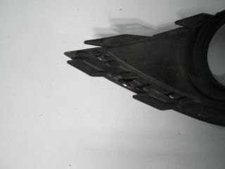 bontott MITSUBISHI OUTLANDER Jobb első Lökhárító Vakborítás