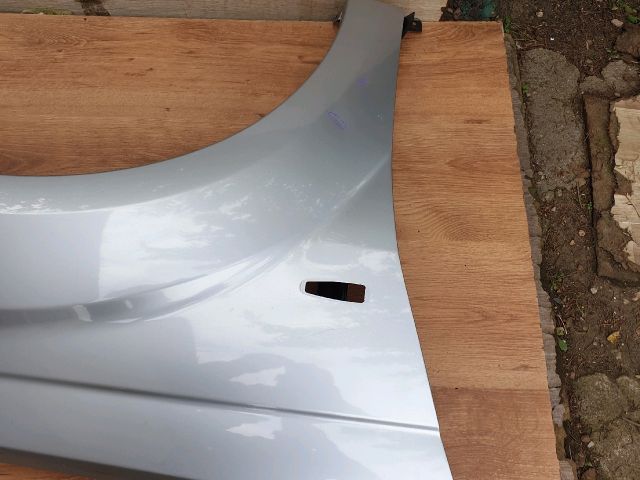 bontott MITSUBISHI OUTLANDER Jobb első Sárvédő