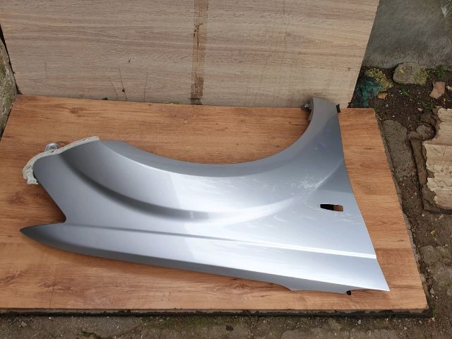 bontott MITSUBISHI OUTLANDER Jobb első Sárvédő