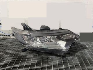 bontott MITSUBISHI OUTLANDER Jobb Fényszóró
