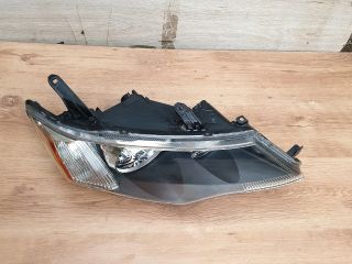 bontott MITSUBISHI OUTLANDER Jobb Fényszóró