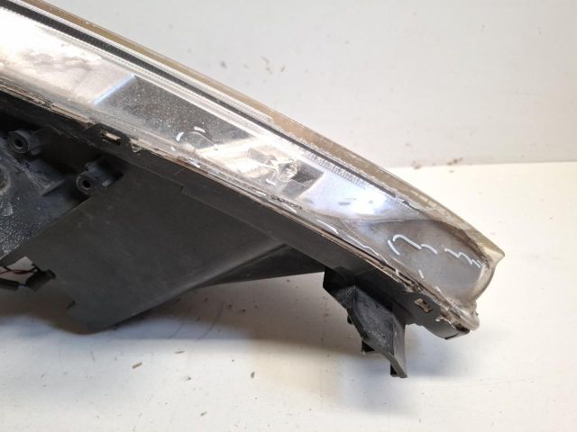 bontott MITSUBISHI OUTLANDER Jobb Fényszóró