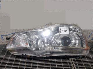 bontott MITSUBISHI OUTLANDER Jobb Fényszóró