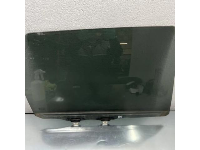 bontott MITSUBISHI OUTLANDER Jobb hátsó Ablak