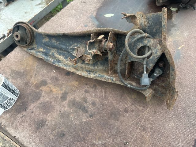 bontott MITSUBISHI OUTLANDER Jobb hátsó ABS Jeladó