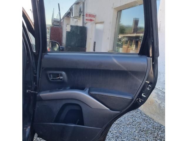 bontott MITSUBISHI OUTLANDER Jobb hátsó Ajtó (Üres lemez)