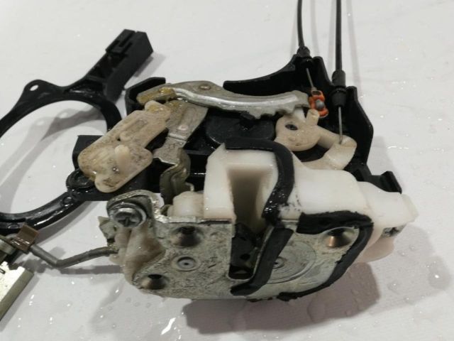 bontott MITSUBISHI OUTLANDER Jobb hátsó Ajtózár