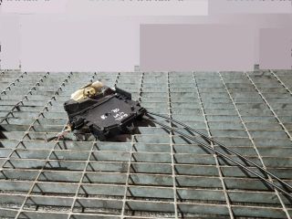 bontott MITSUBISHI OUTLANDER Jobb hátsó Ajtózár