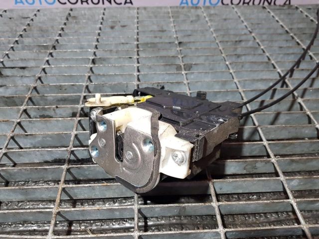 bontott MITSUBISHI OUTLANDER Jobb hátsó Ajtózár