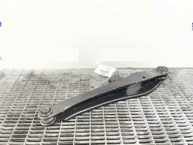 bontott MITSUBISHI OUTLANDER Jobb hátsó Alsó Lengőkar