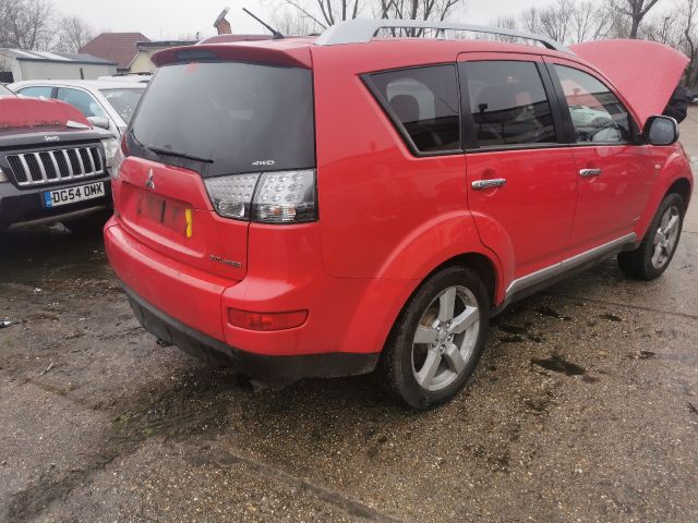 bontott MITSUBISHI OUTLANDER Jobb hátsó Csonkállvány Kerékaggyal