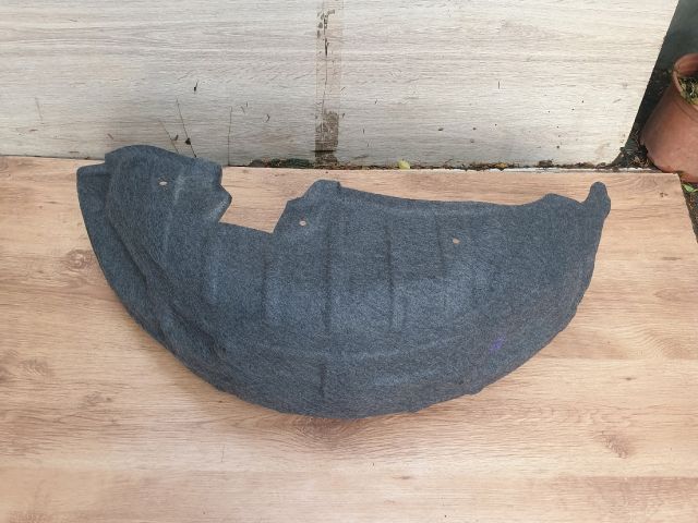 bontott MITSUBISHI OUTLANDER Jobb hátsó Dobbetét (Kerékjárati, Műanyag)