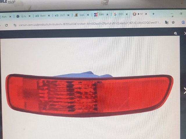bontott MITSUBISHI OUTLANDER Jobb hátsó Prizma