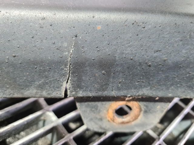 bontott MITSUBISHI OUTLANDER Jobb hátsó Sárvédő Díszléc