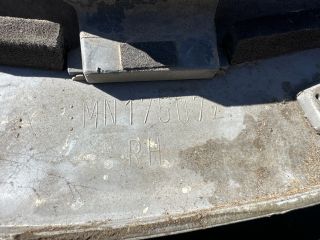 bontott MITSUBISHI OUTLANDER Jobb hátsó Sárvédő Szélesítő