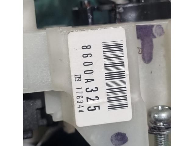 bontott MITSUBISHI OUTLANDER Jobb Kormánykapcsoló Ablaktörlő