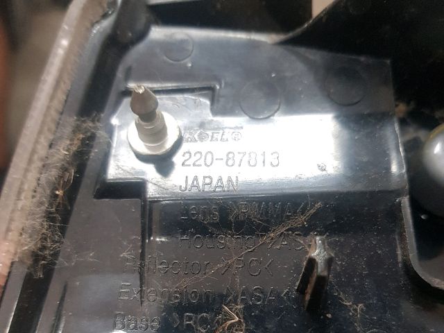 bontott MITSUBISHI OUTLANDER Jobb Külső Hátsó Lámpa