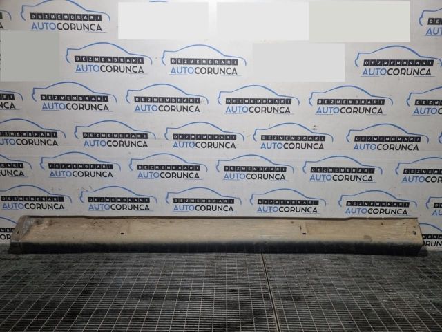 bontott MITSUBISHI OUTLANDER Jobb Küszöb