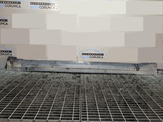 bontott MITSUBISHI OUTLANDER Jobb Küszöb