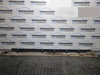 bontott MITSUBISHI OUTLANDER Jobb Küszöb