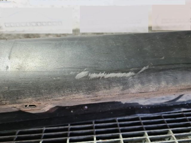 bontott MITSUBISHI OUTLANDER Jobb Küszöb