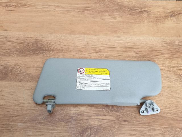 bontott MITSUBISHI OUTLANDER Jobb Napellenző