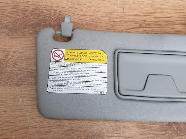 bontott MITSUBISHI OUTLANDER Jobb Napellenző