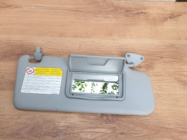 bontott MITSUBISHI OUTLANDER Jobb Napellenző