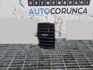 bontott MITSUBISHI OUTLANDER Jobb Szellőző