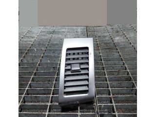 bontott MITSUBISHI OUTLANDER Jobb Szellőző