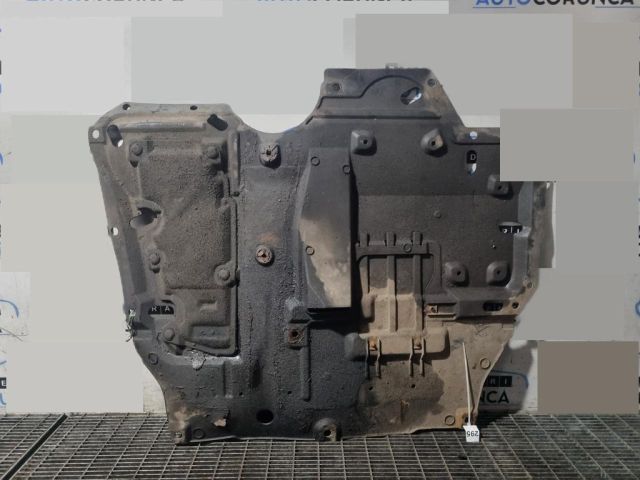 bontott MITSUBISHI OUTLANDER Kartervédő