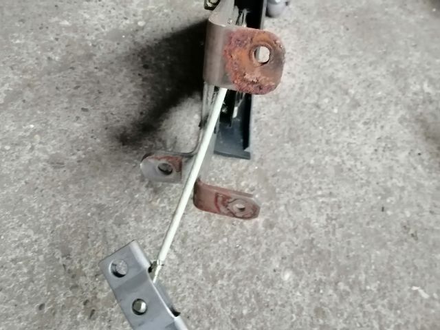 bontott MITSUBISHI OUTLANDER Kézifék Kar