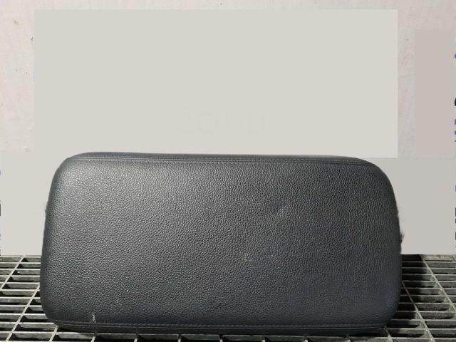 bontott MITSUBISHI OUTLANDER Könyöklő