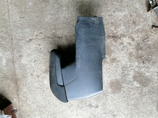 bontott MITSUBISHI OUTLANDER Könyöklő