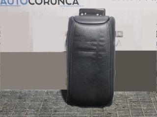 bontott MITSUBISHI OUTLANDER Könyöklő