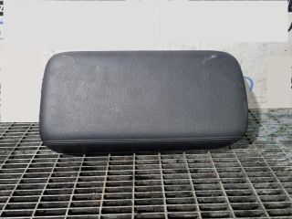 bontott MITSUBISHI OUTLANDER Könyöklő